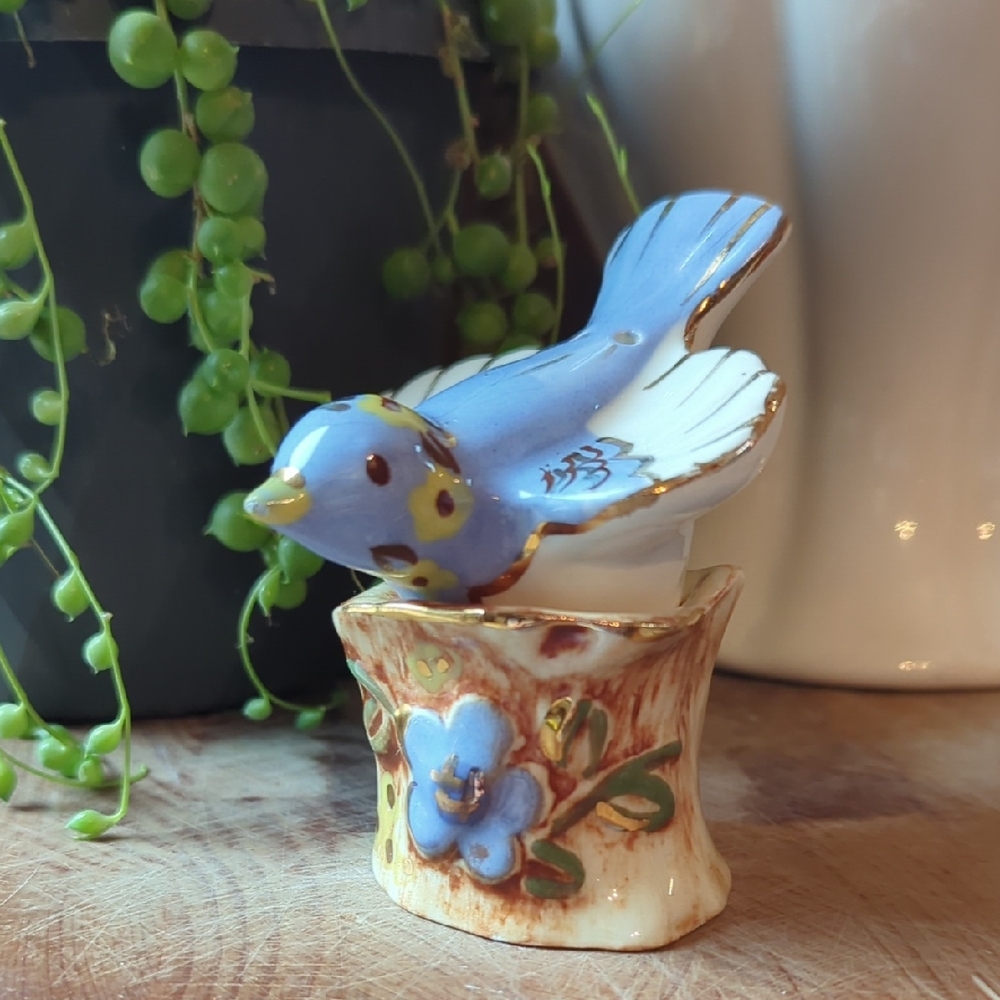 Vintage Ceramic Song Bird, Blue Bird, Flowering Stump, Salt And Pepper Shakers